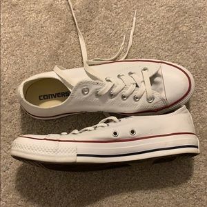 Sale❤️Converse ALL STAR white sneakers size 9